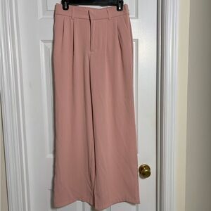 Chic Women's Wide-Leg Pants in Soft Pink